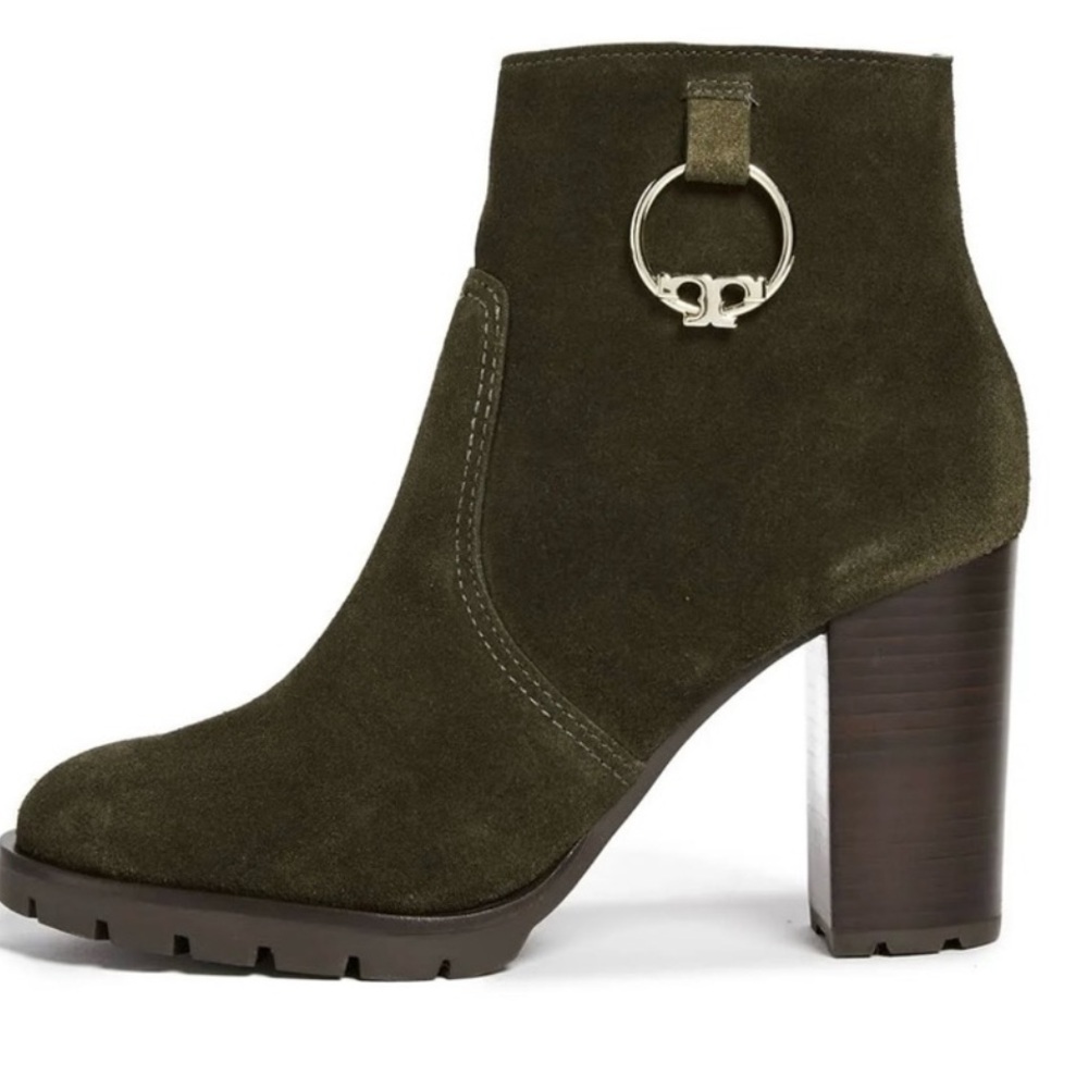 Tory Burch New Sofia Lug Sole Heeled Booties Size 6.